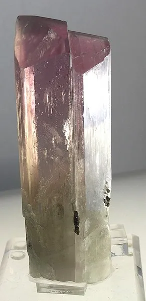 Spodumene (Var: Kunzite) image