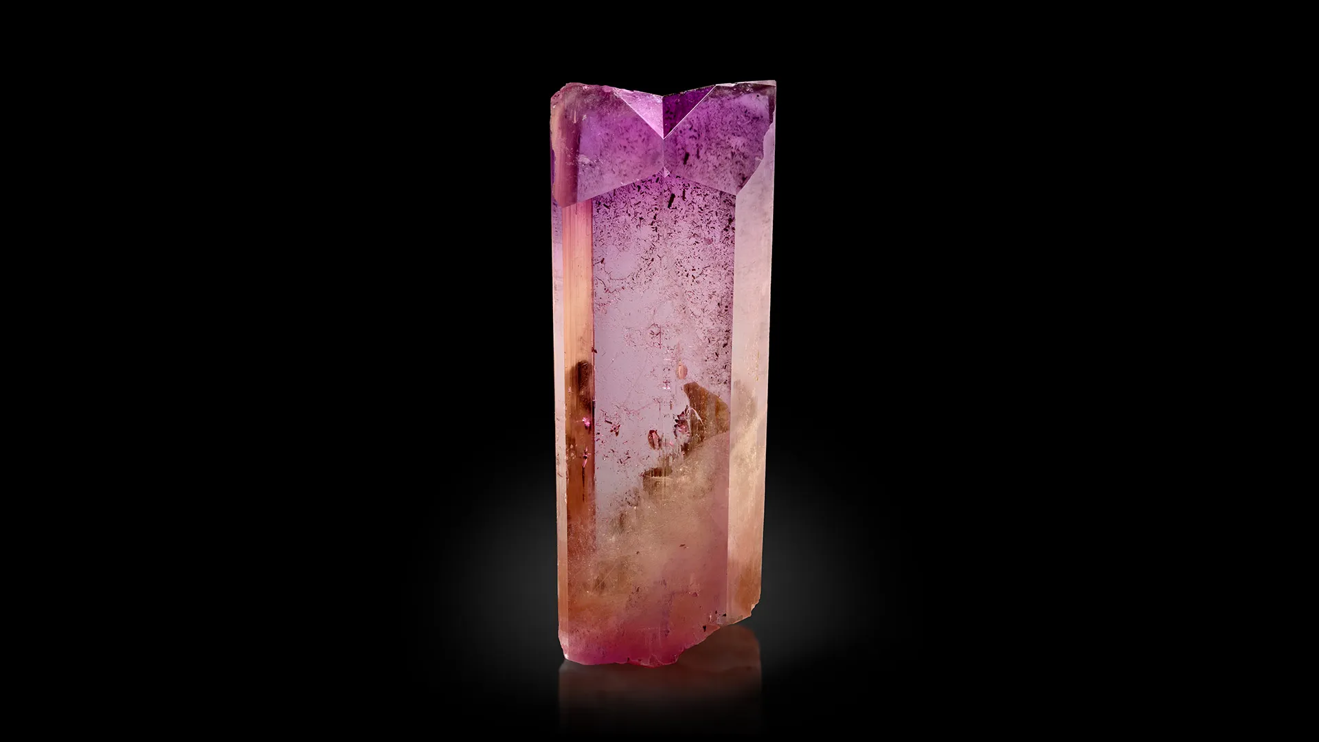Spodumene (var. Kunzite) - image 1