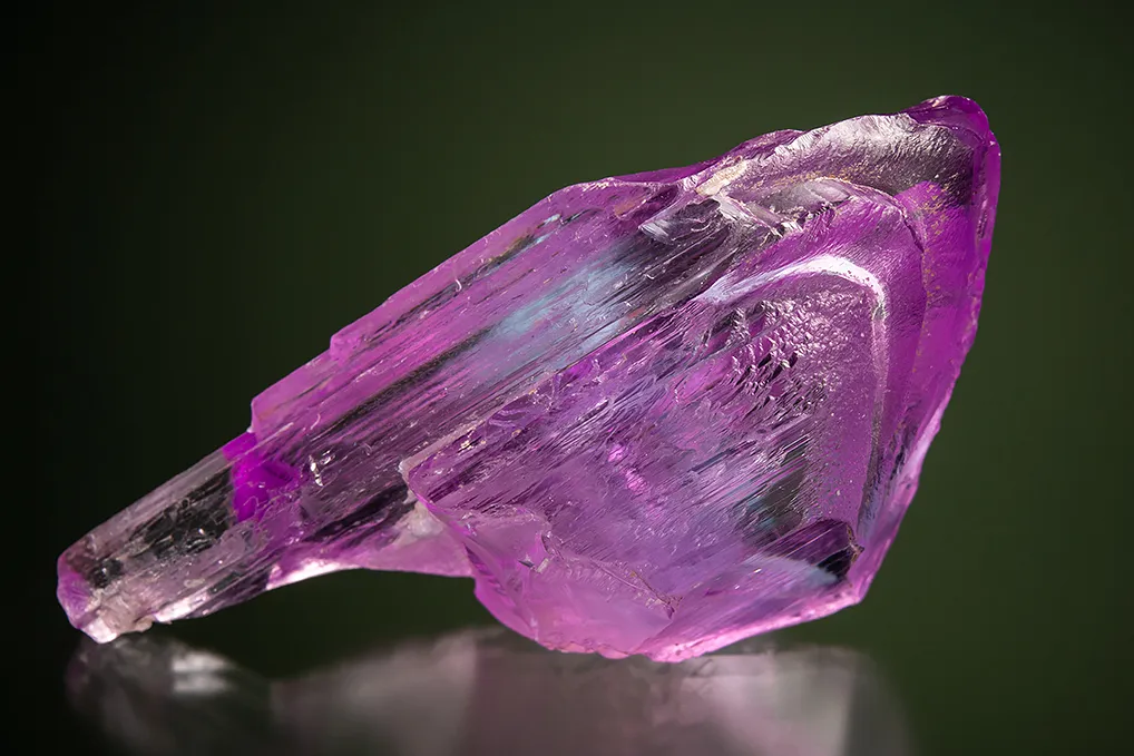 Spodumene var. Kunzite - image 2
