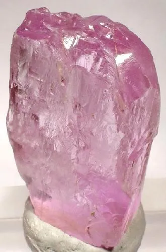 Spodumene (Var: Kunzite) image