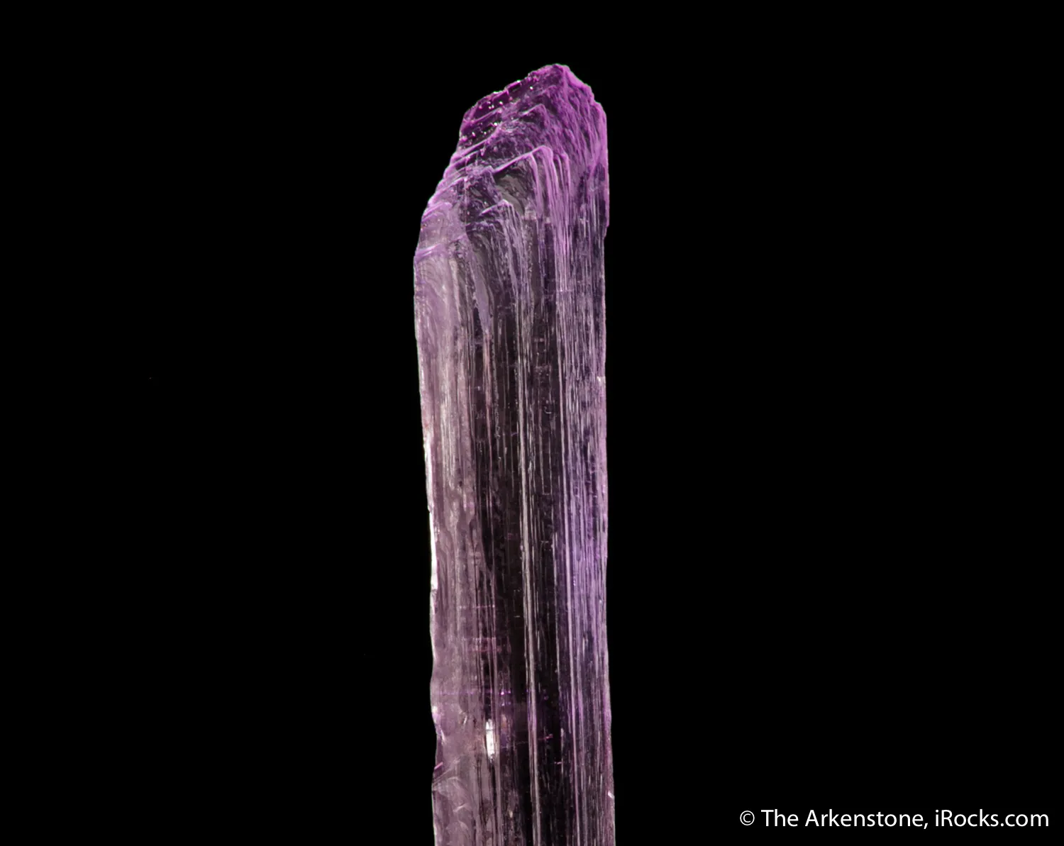 Spodumene var. Kunzite - image 4
