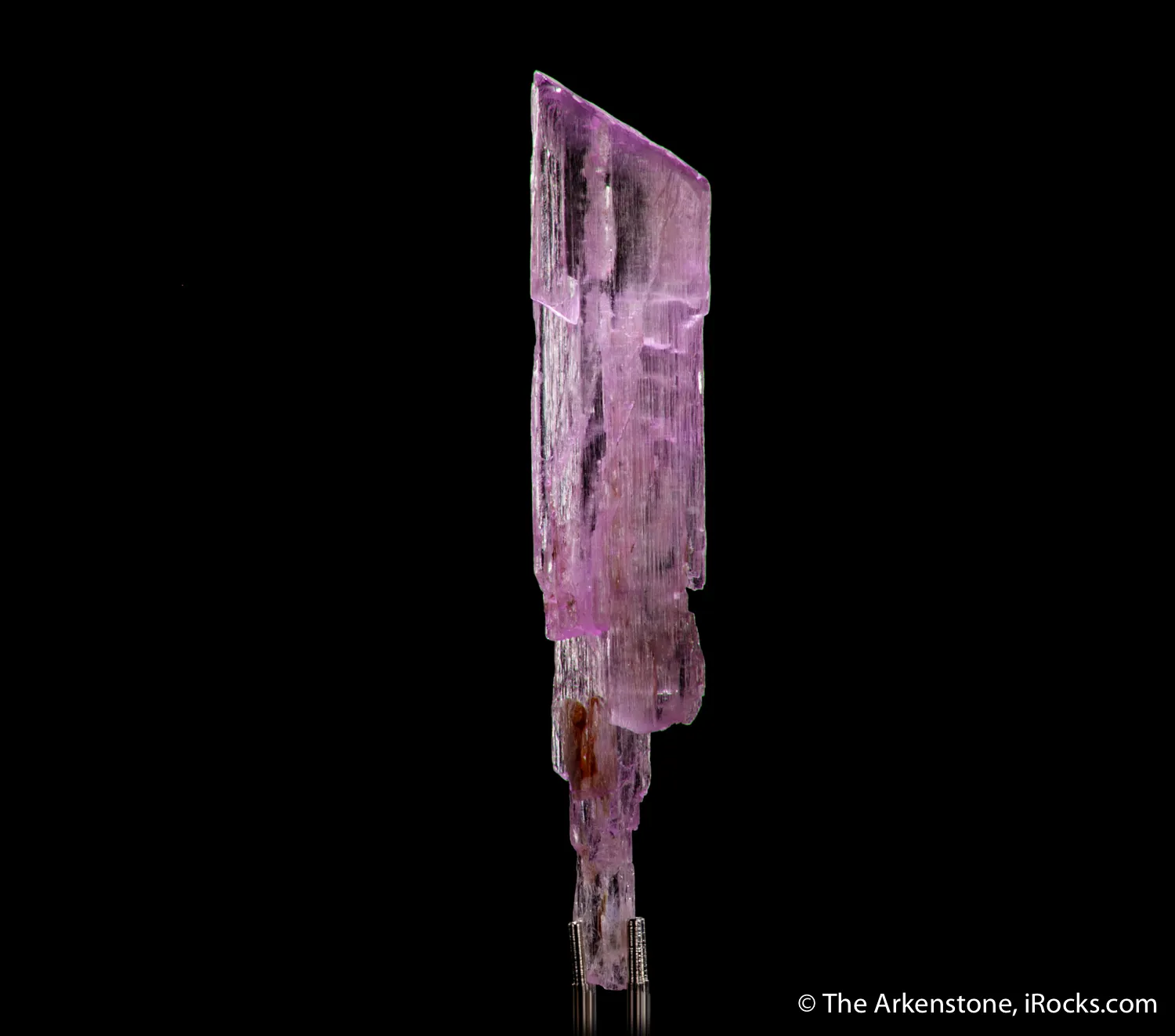 Spodumene var. Kunzite - image 4