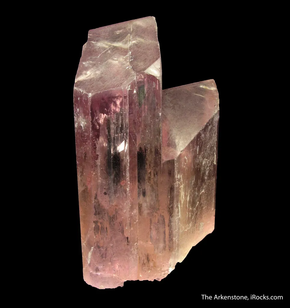 Spodumene var. Kunzite - image 5