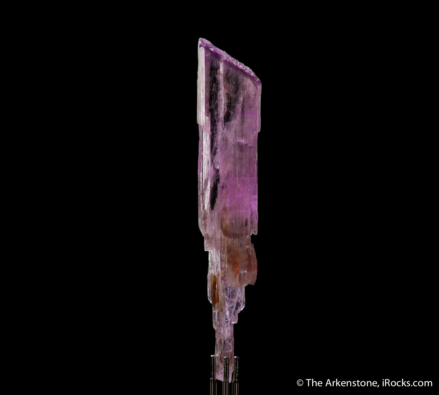 Spodumene var. Kunzite - image 1