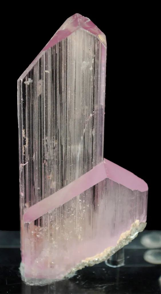 Spodumene Var. Kunzite image