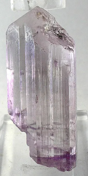 Spodumene (Var: Kunzite) image