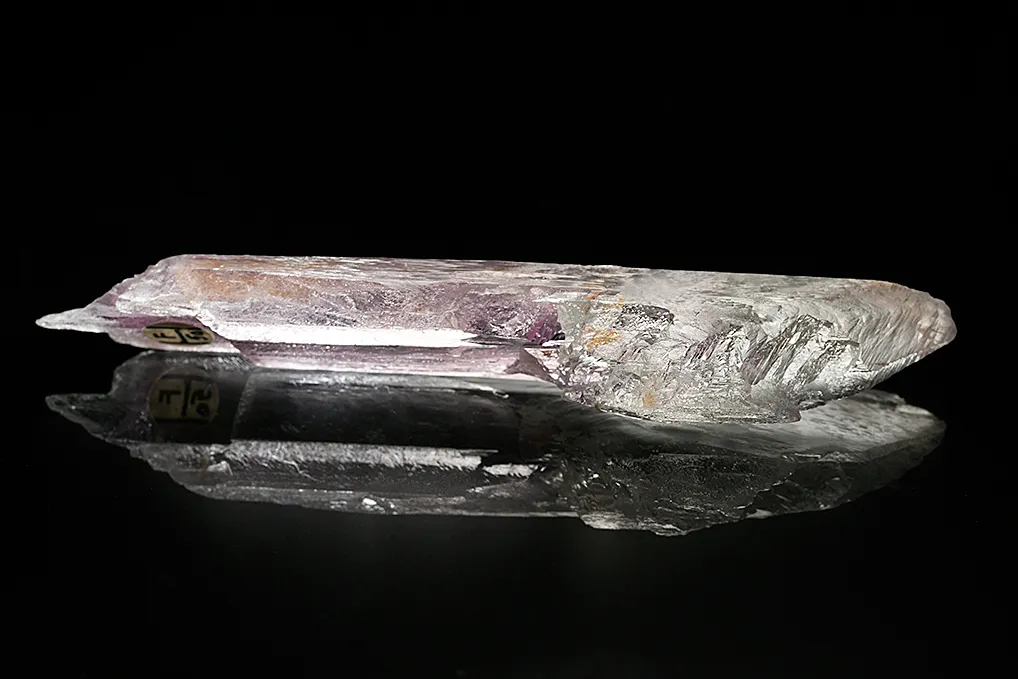 Spodumene var. Kunzite - image 5