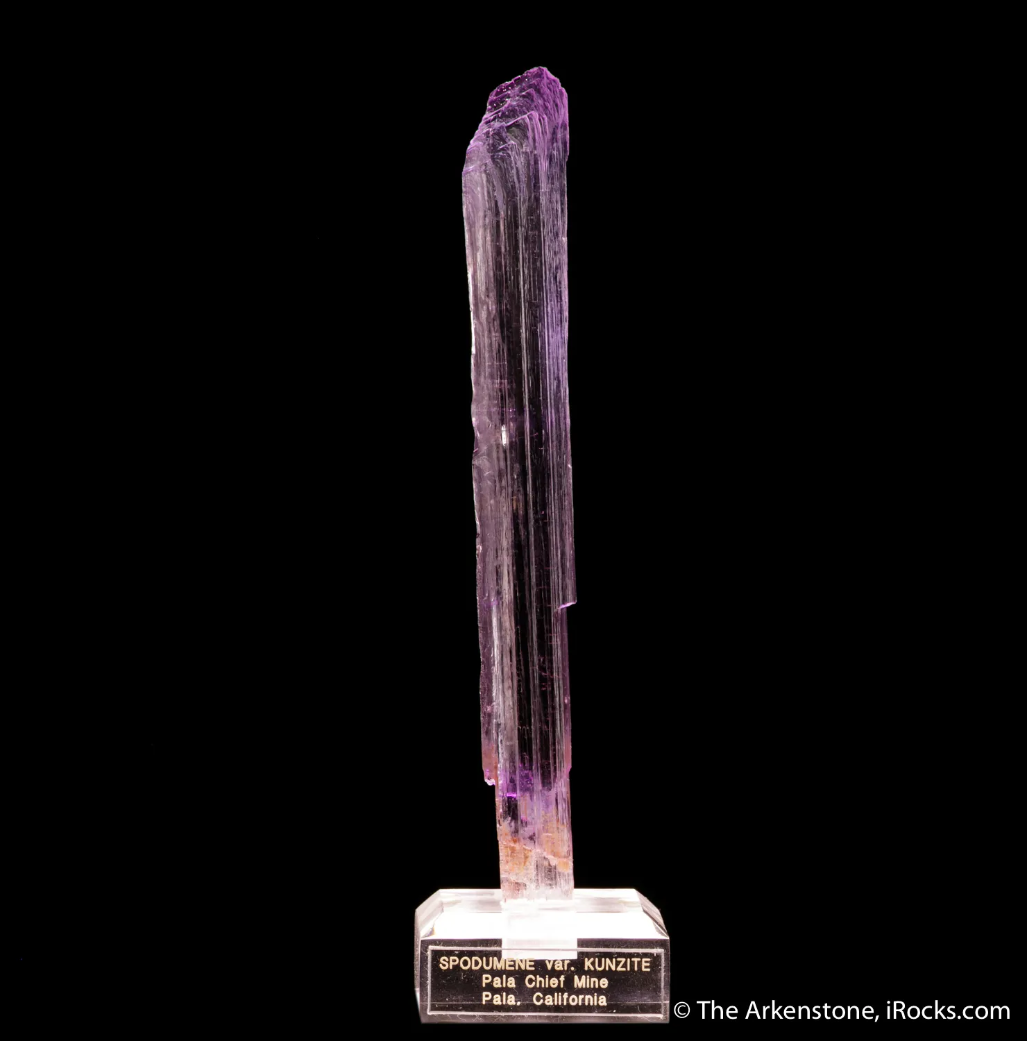 Spodumene var. Kunzite - image 1