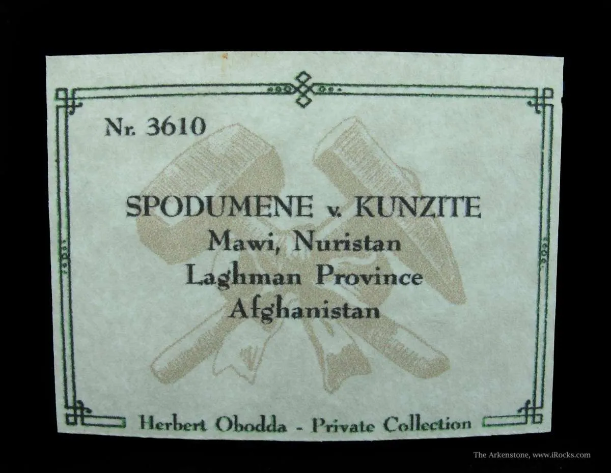 Spodumene Var. Kunzite - image 5