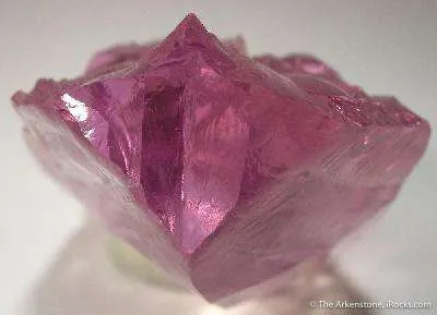 Spodumene Var. Kunzite - image 2