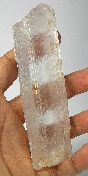 Spodumene (Var: Kunzite) image