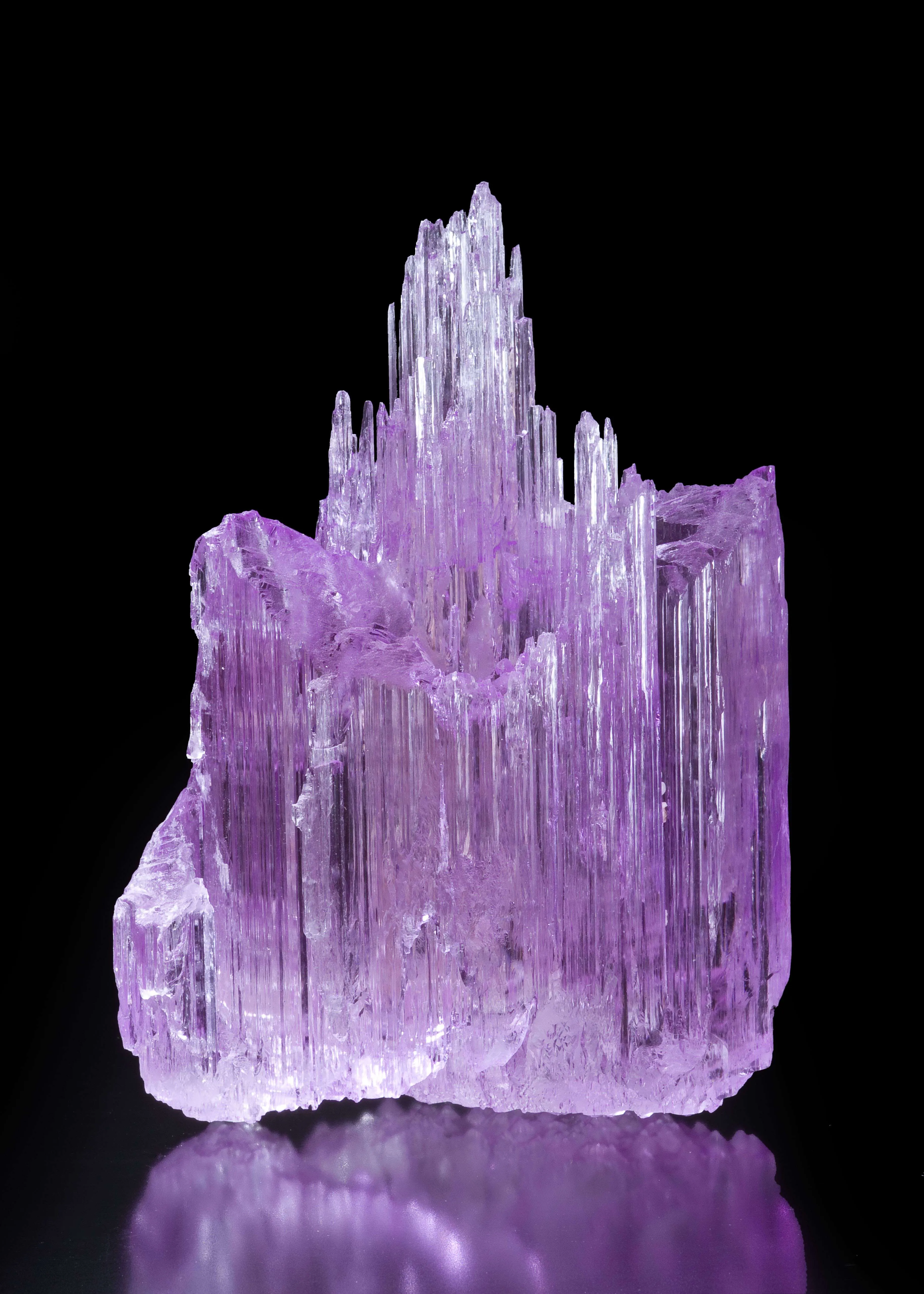 Spodumene Var. Kunzite - image 2