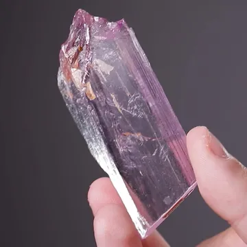 Spodumene var. Kunzite