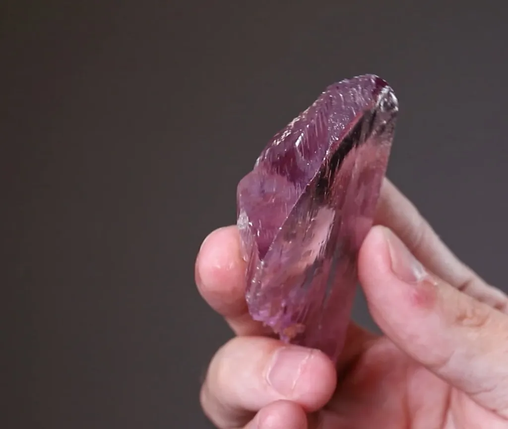 Spodumene var Kunzite - image 2
