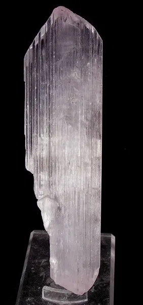 Spodumene (Var: Kunzite) image