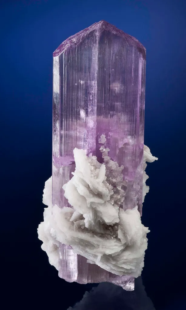 Spodumene Var. Kunzite With Cleavelandite image