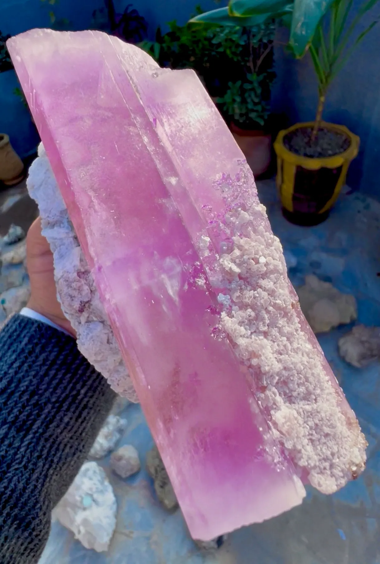 Spodumene var Kunzite with Cleavlandite Albite from Afghanistan, Nuristan - image 6