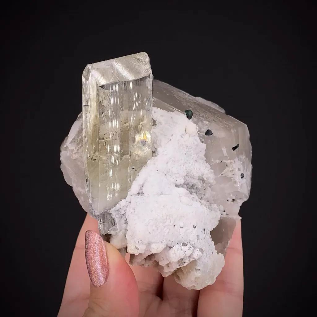 Spodumene var. Triphane on Quartz (Illustrated!) image