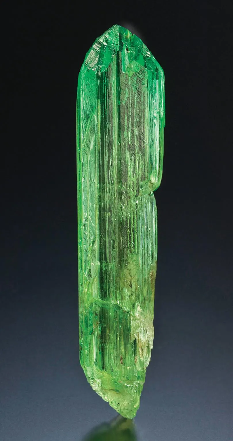 Spodumene (variety Hiddenite) - image 1