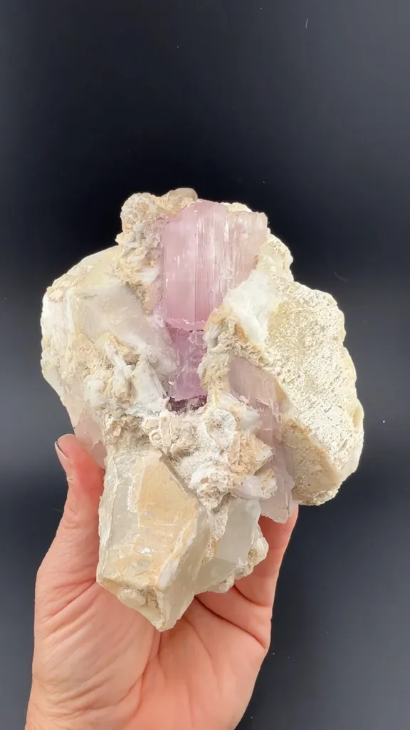 Spodumene with Quartz, Albite image