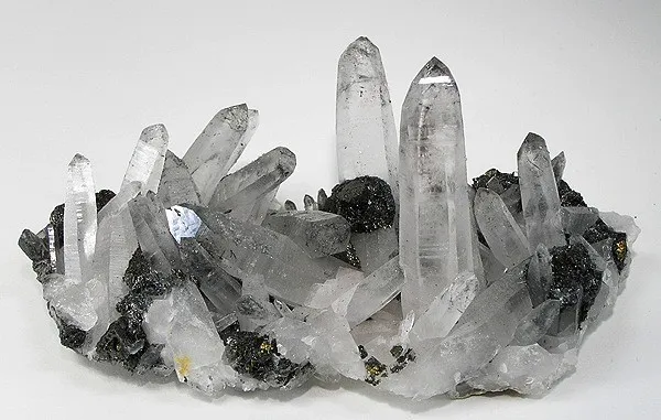 Stannite, Bismuthinite, Quartz image