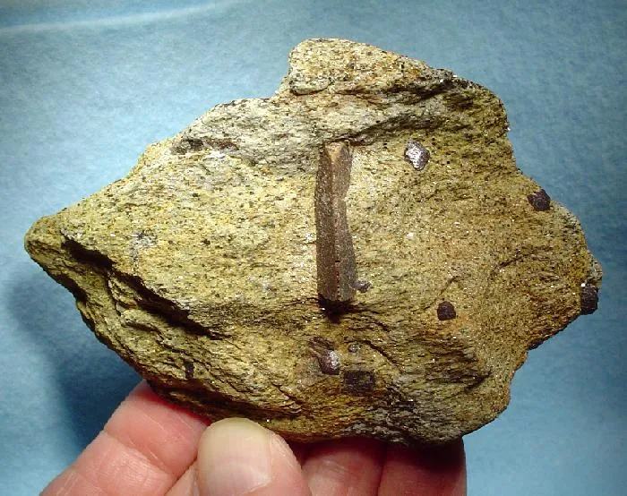 Staurolite image
