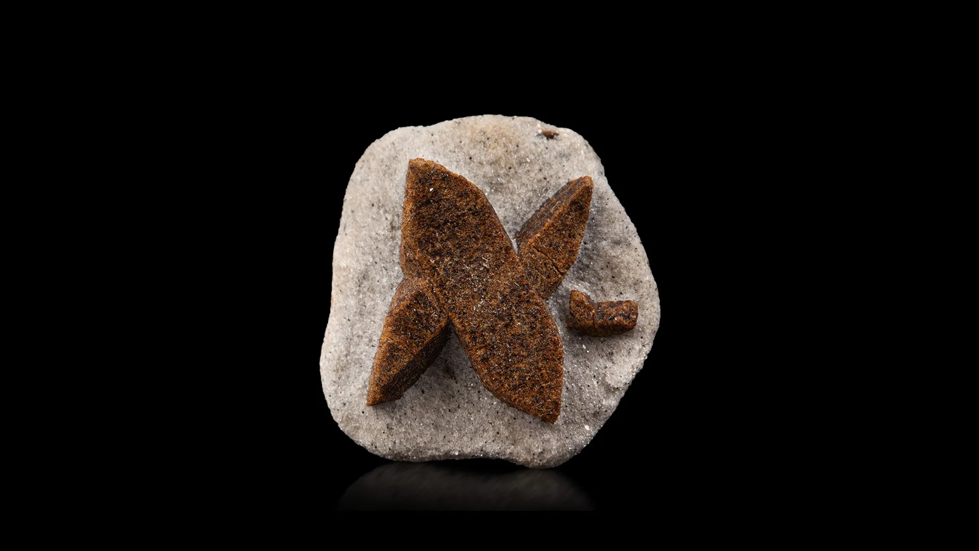 Staurolite - image 1