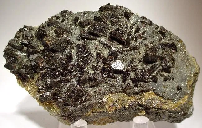 Staurolite image