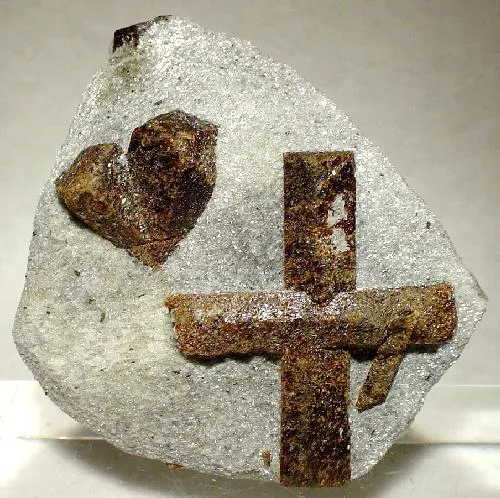 Staurolite image