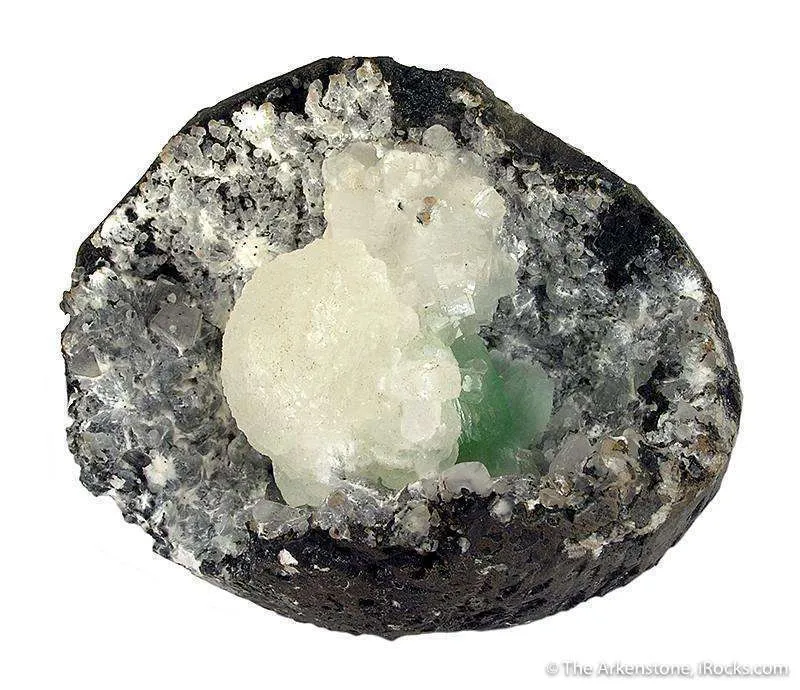 Stellerite, Epistilbite, Fluorapophyllite - image 1