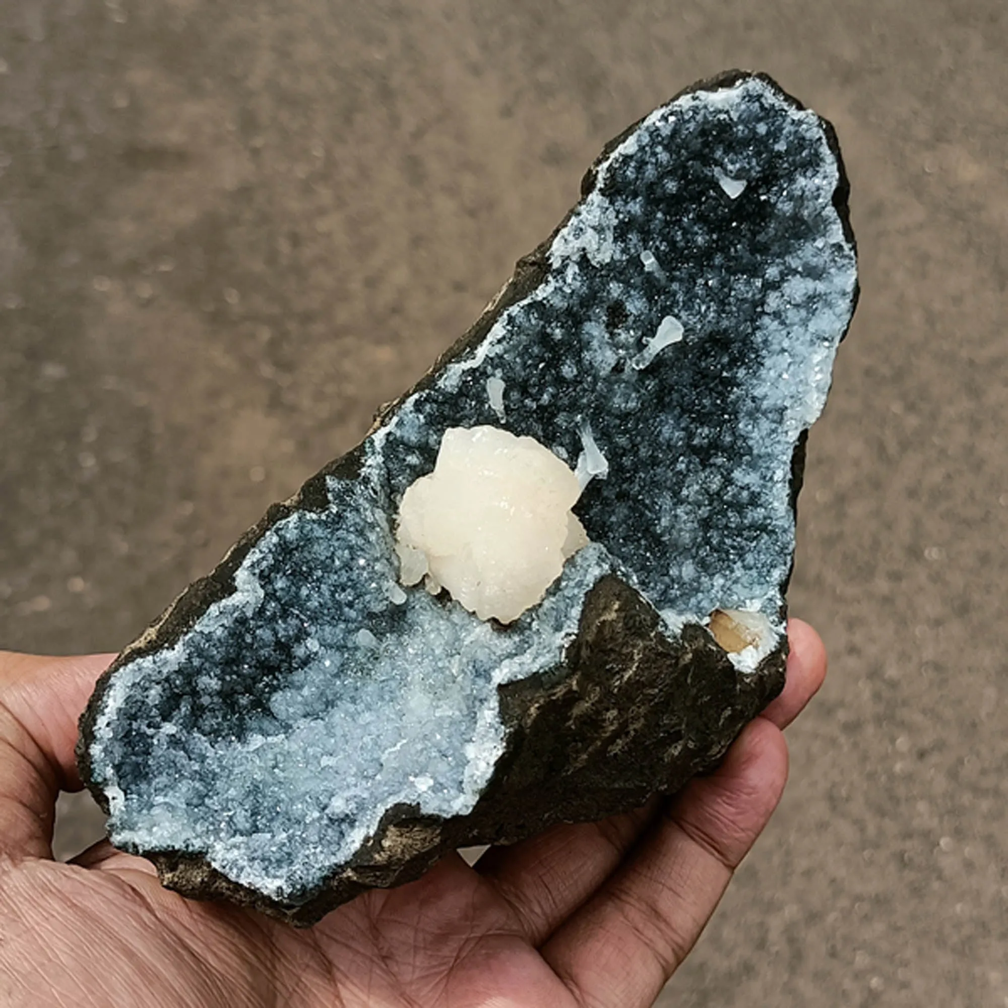 Stellerite on sparkling Chalcedony Free standing Natural Mineral Specimen - image 3
