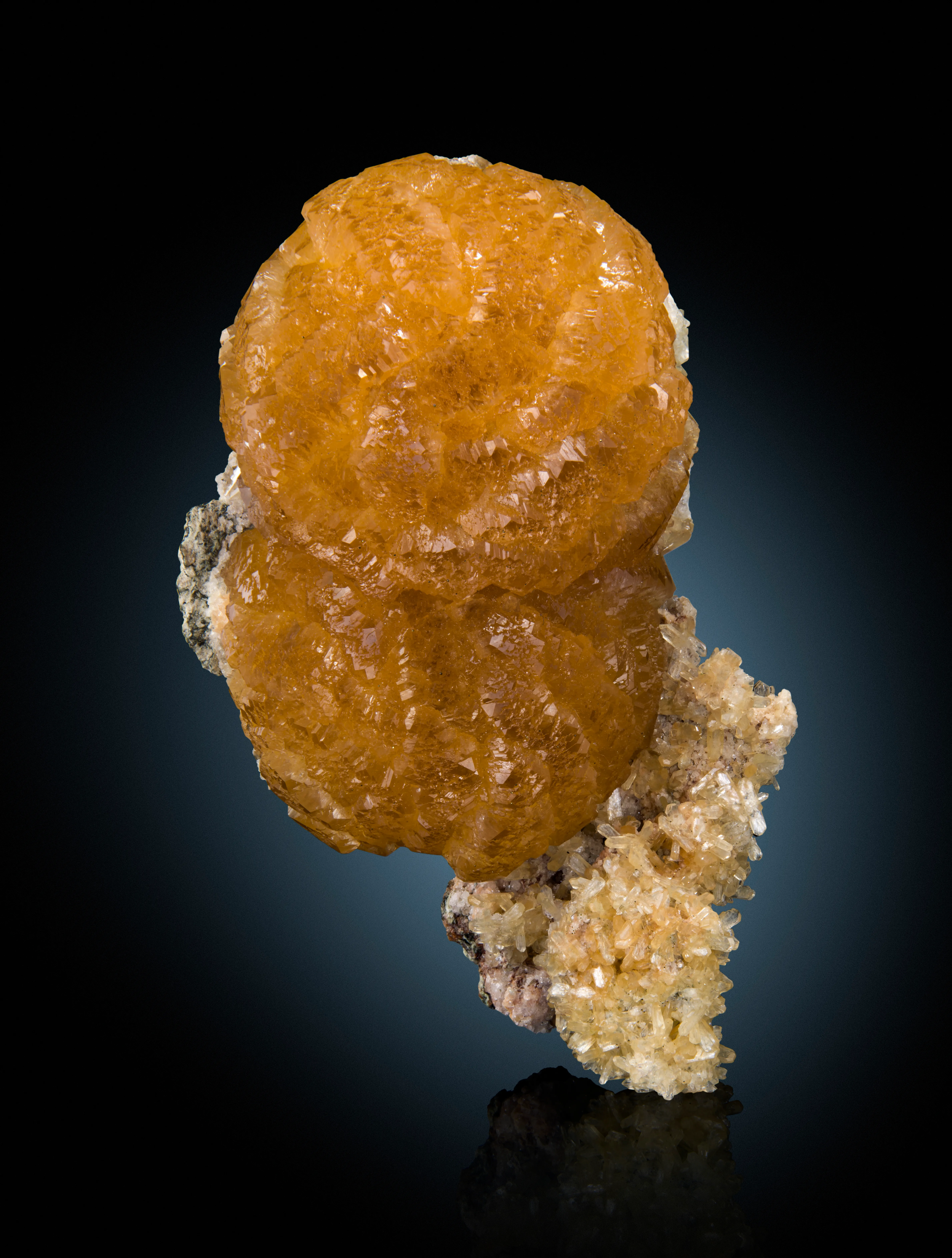 Stellerite on Stilbite - image 1