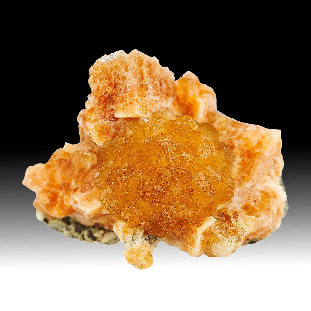 Stellerite with Chabazite image