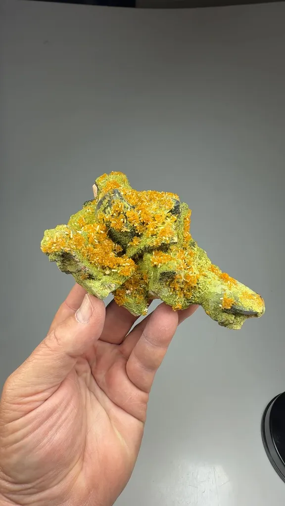 Stellerite with Epidote, Quartz - image 2