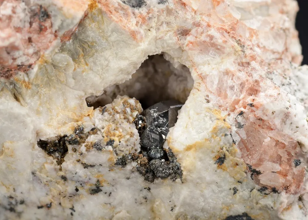 Stephanite with Baryte image