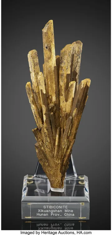 Stibiconite pseudomorph after Stibnite