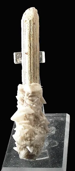 Stibiconite, Stibnite, Calcite image