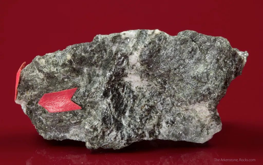 Stibivanite (co-type locality) with Clinochlore on Dolomite - image 2