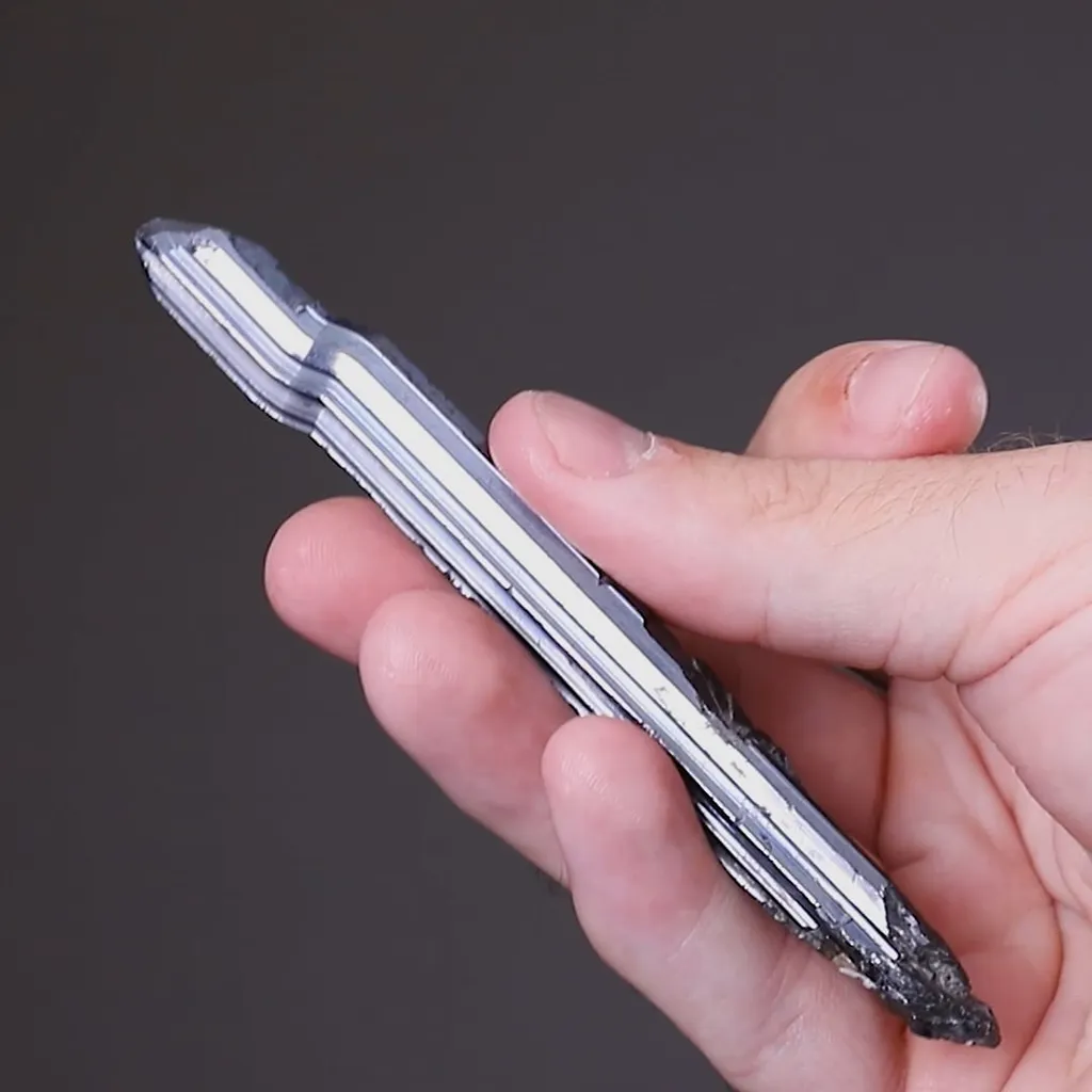 Stibnite - image 2