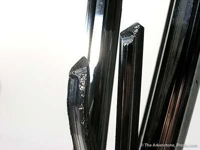Stibnite - image 3