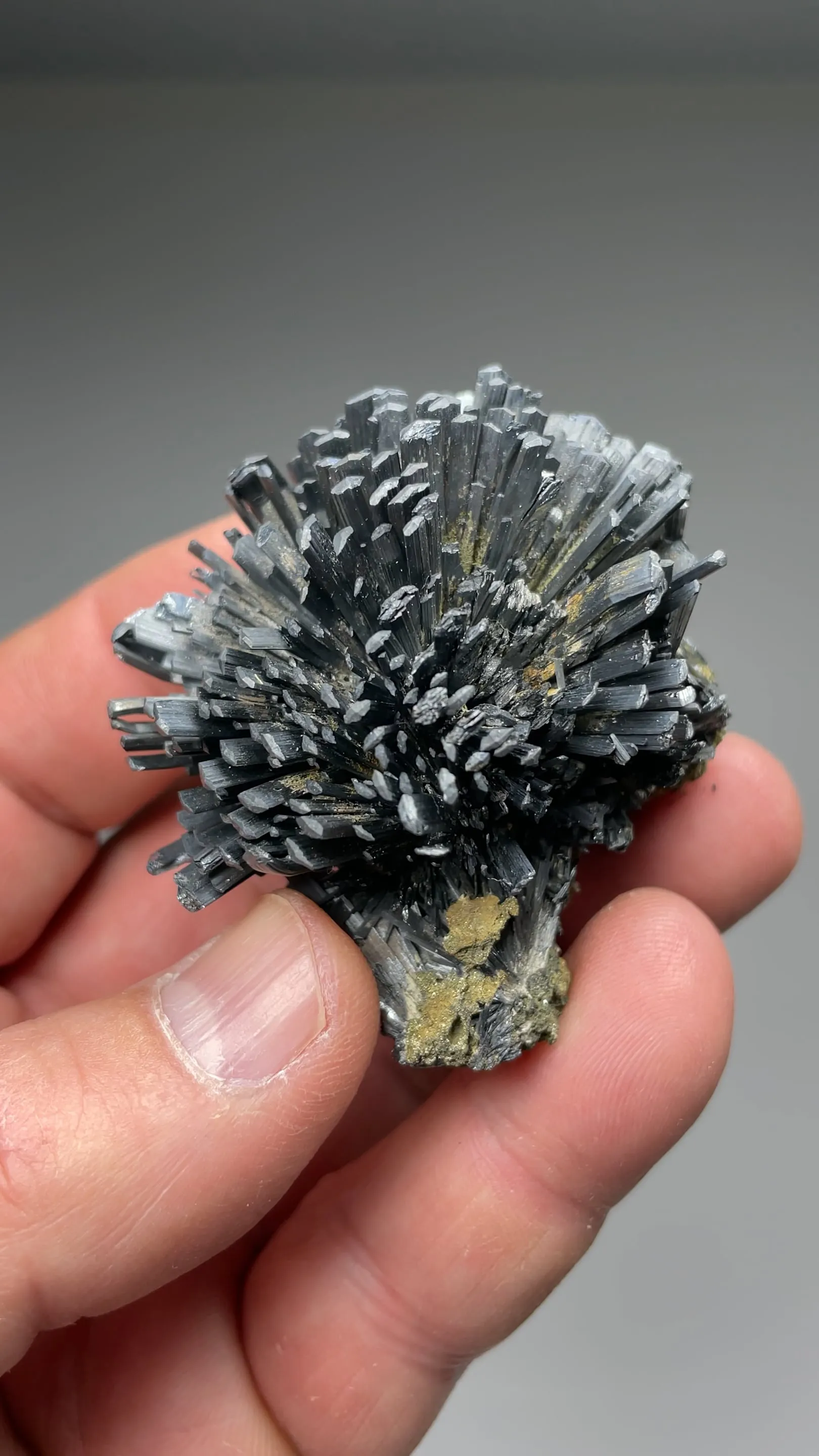 Stibnite - image 2