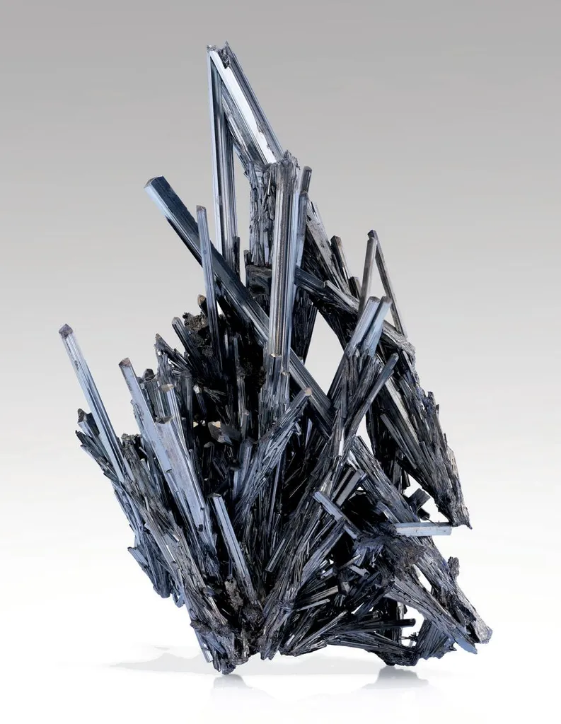 Stibnite image