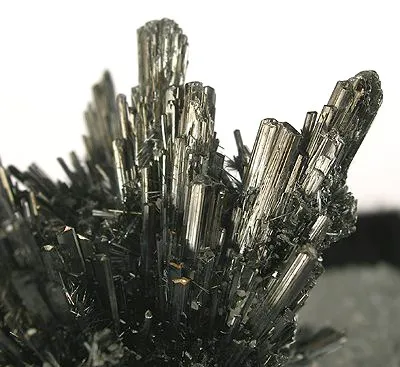 Stibnite - image 3