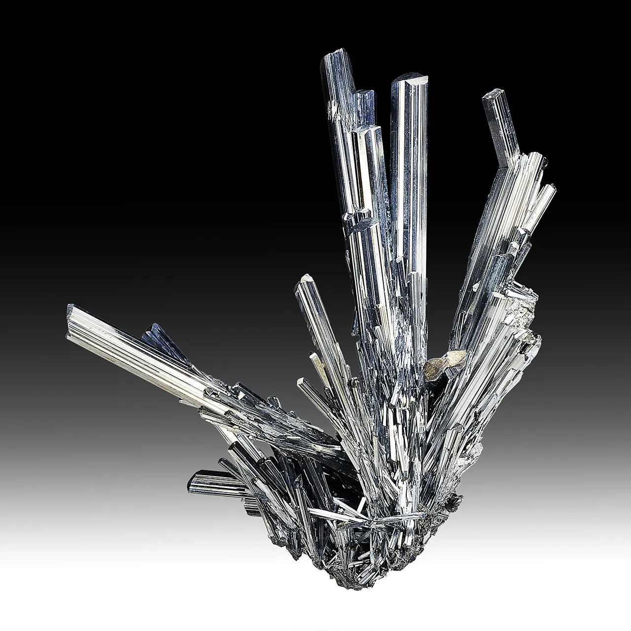 Stibnite - image 1