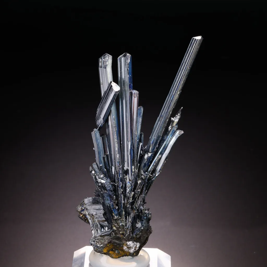 Stibnite image