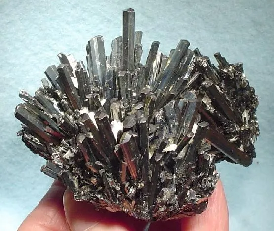 Stibnite - image 2