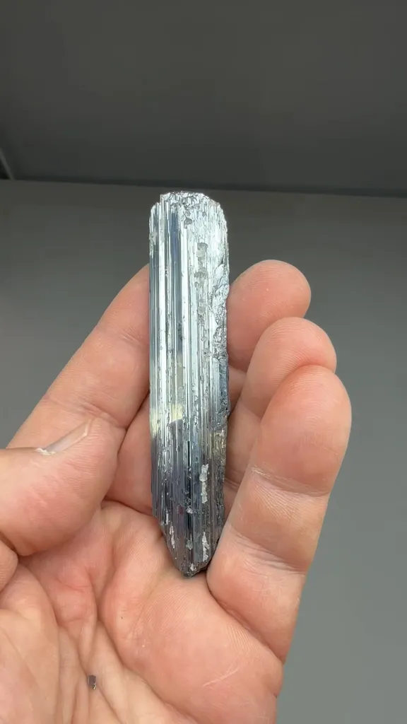 Stibnite - image 2