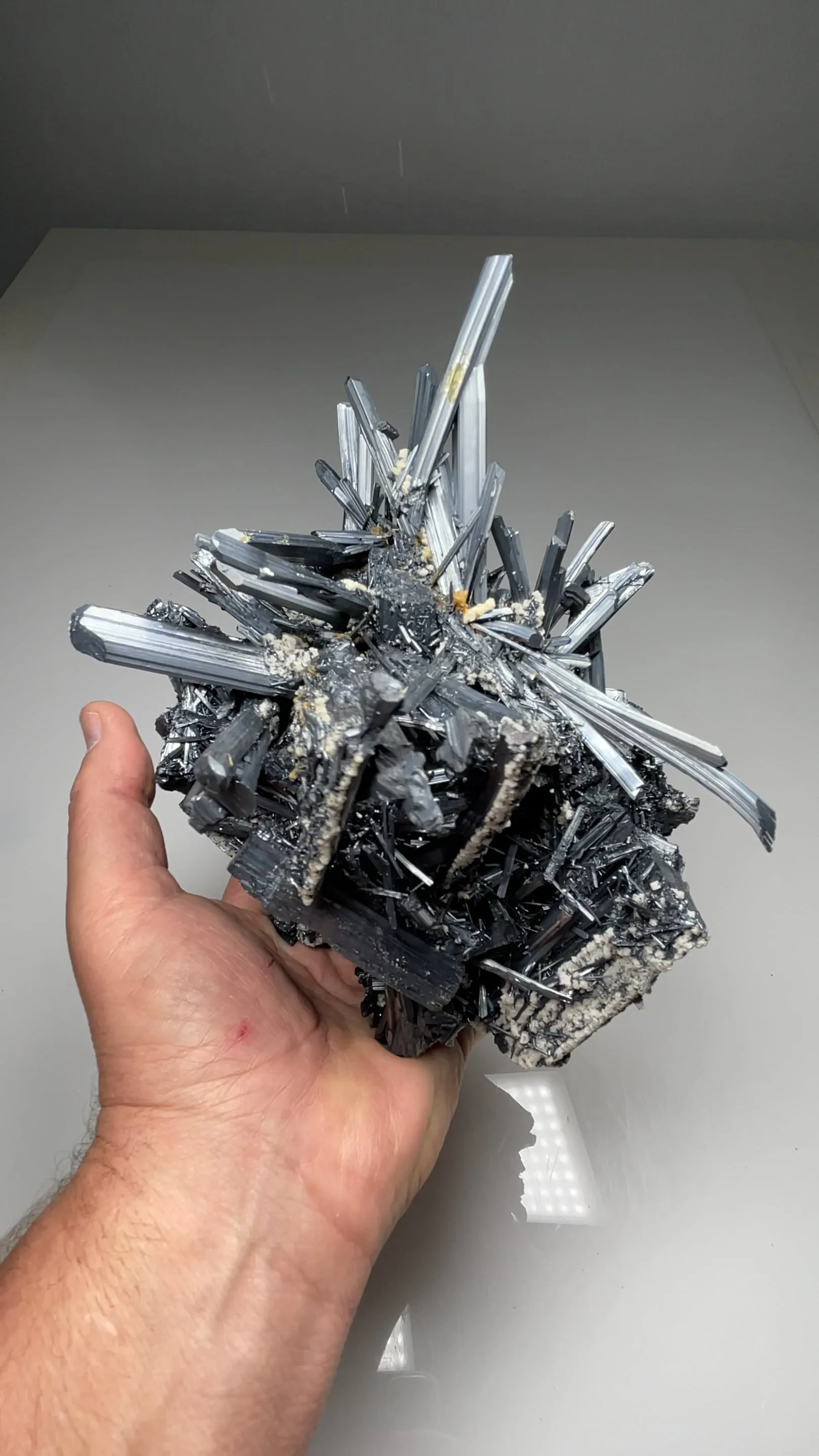 Stibnite - image 2