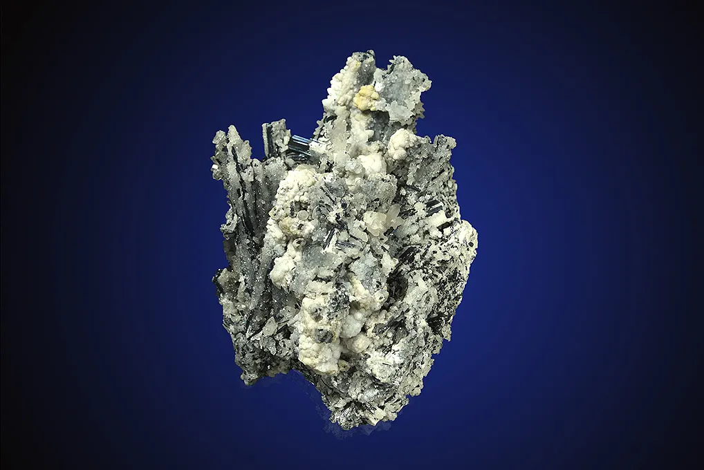 Stibnite - image 4