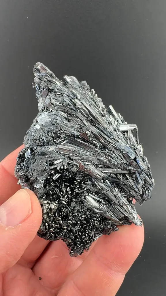 Stibnite image